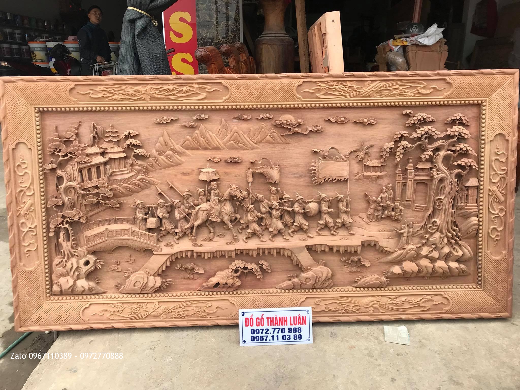 Tranh Vinh Quy Bái Tổ Gỗ Hương Đỏ Gia Lai. A Sơn Vũng Tàu.