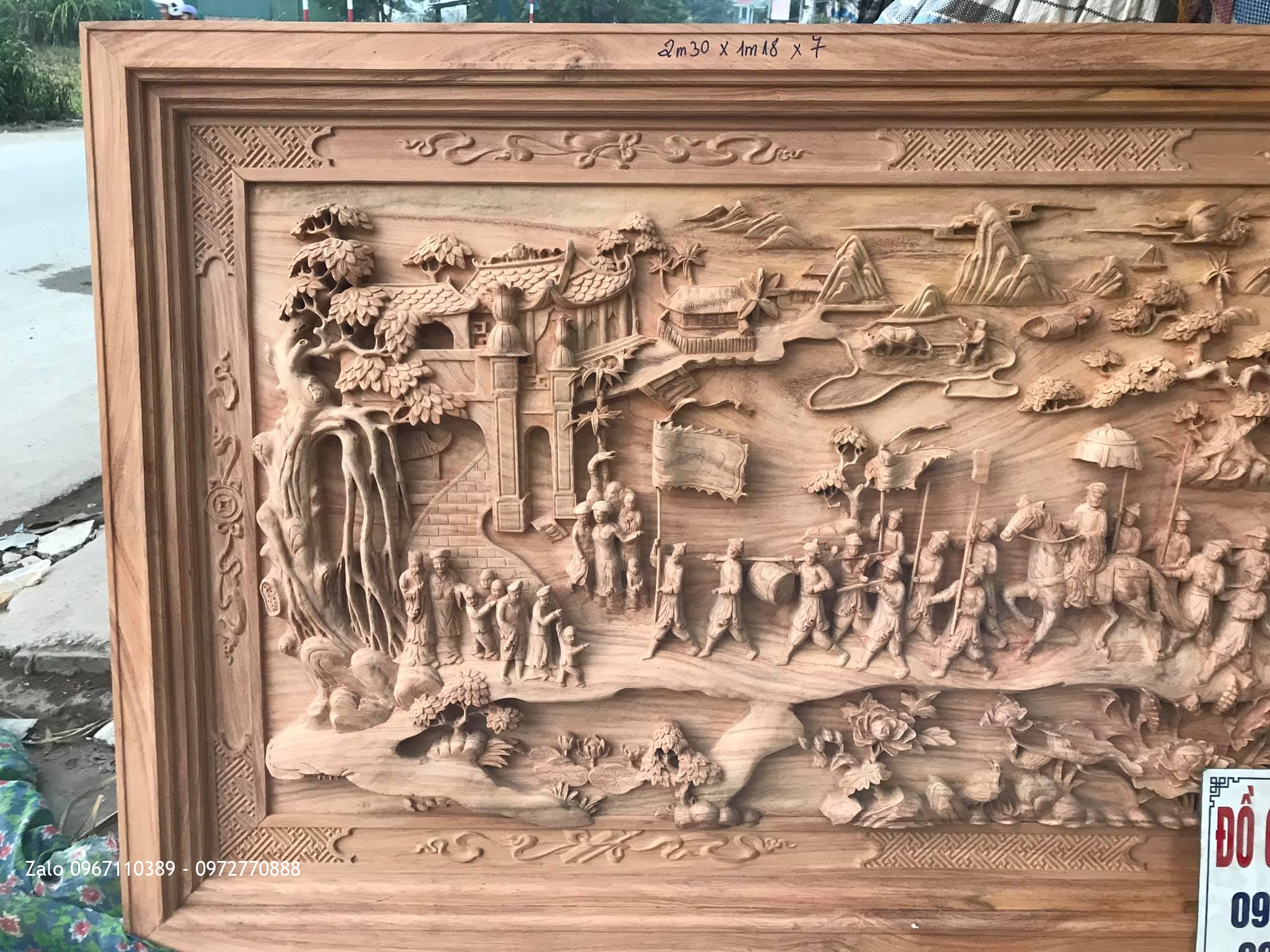 Tranh Vinh Quy Bái Tổ Gỗ Gõ Đỏ.