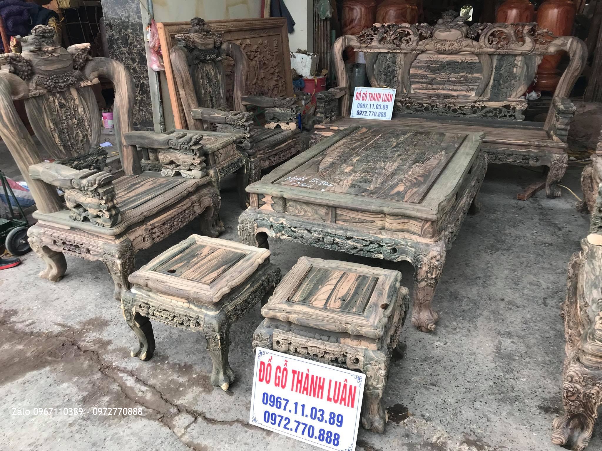 Bộ Bàn Ghế Nghê Bảo Đỉnh Gỗ Mun Cột 12 Gồm 10 Món VIP.