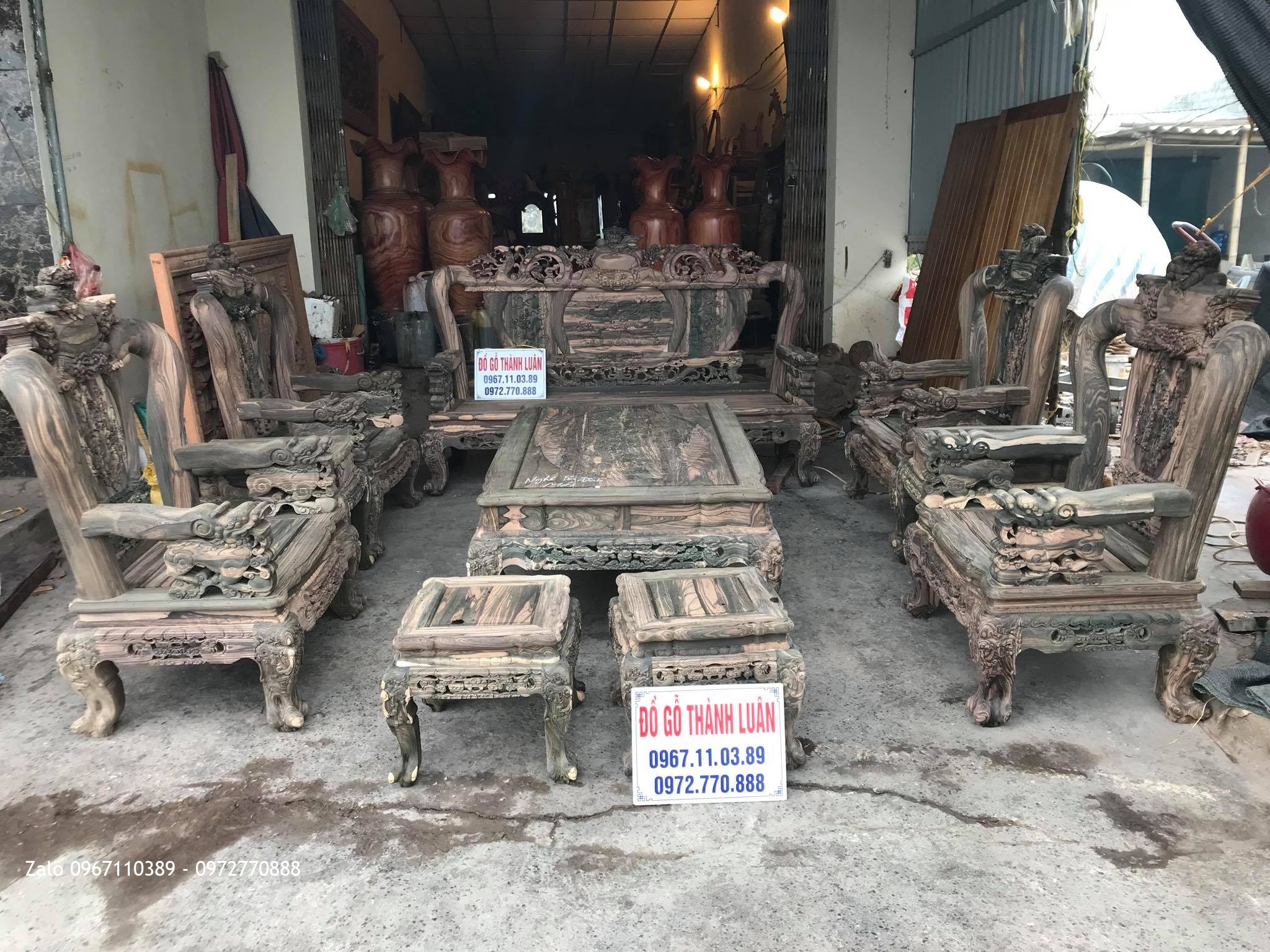 Bộ Bàn Ghế Nghê Bảo Đỉnh Gỗ Mun Cột 12 Gồm 10 Món VIP.