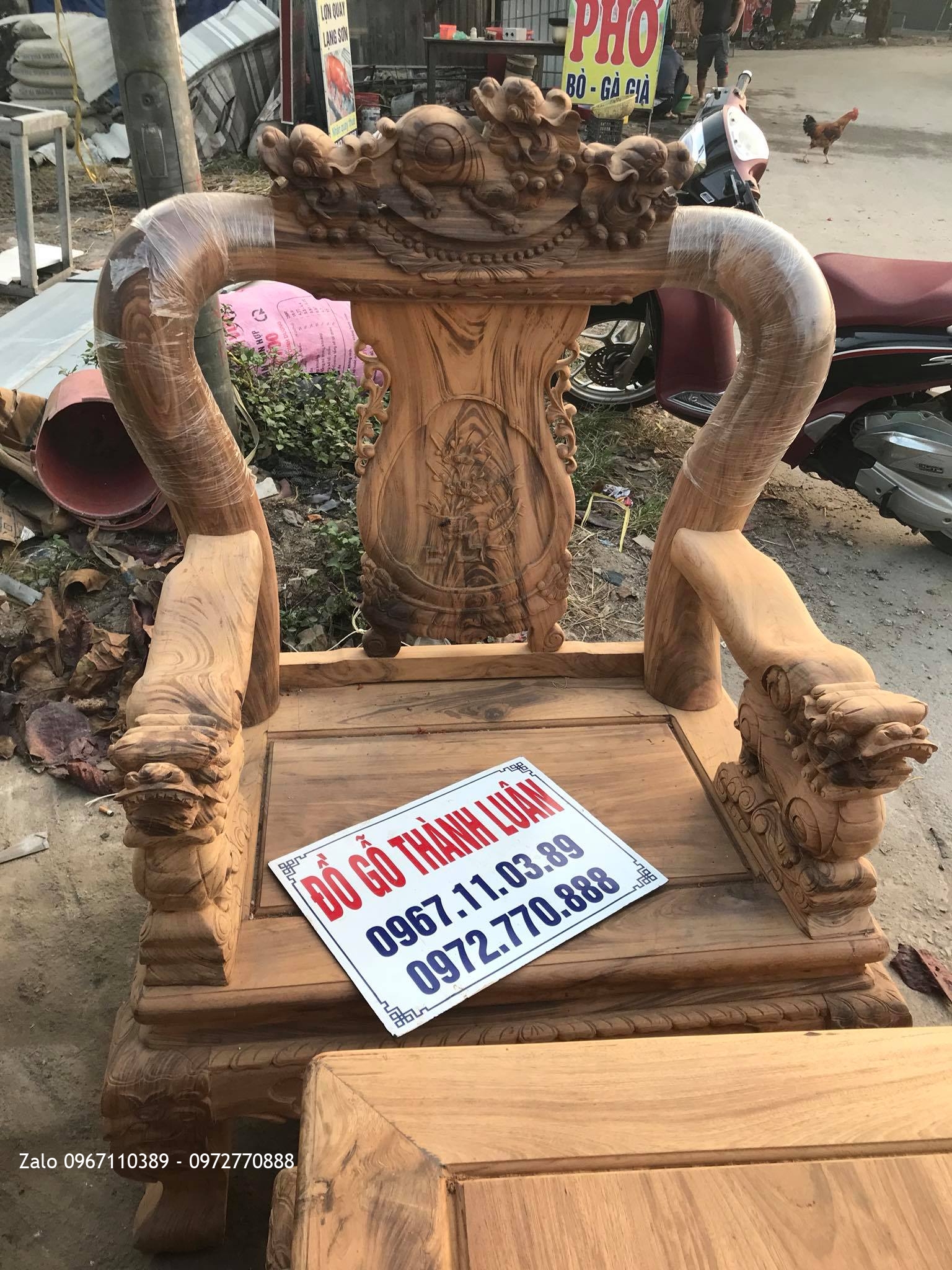 Bộ Bàn Ghế Minh Nghê Cột 12 Gồm 6 Món VÍP Gỗ Gụ Ta Quảng Bình..