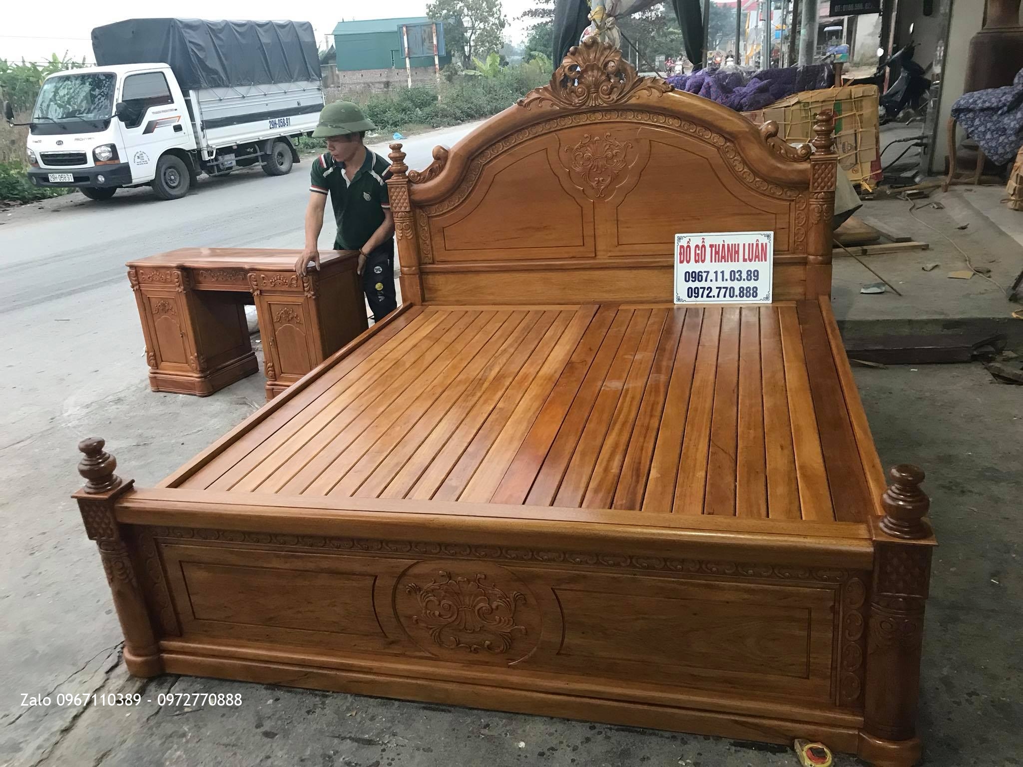 Giường, Tủ Áo, Bàn Trang Điểm Gỗ Gụ. Khách HN.,