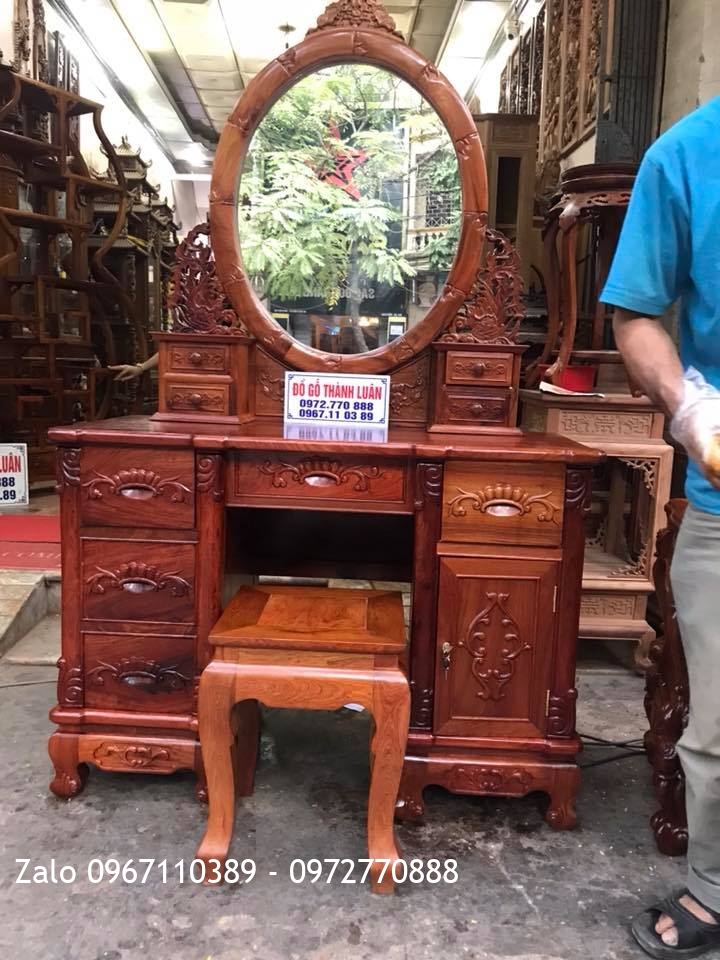 Tủ Kệ Gỗ Hương. Cô Nguyệt Mạo Khê Quảng Ninh