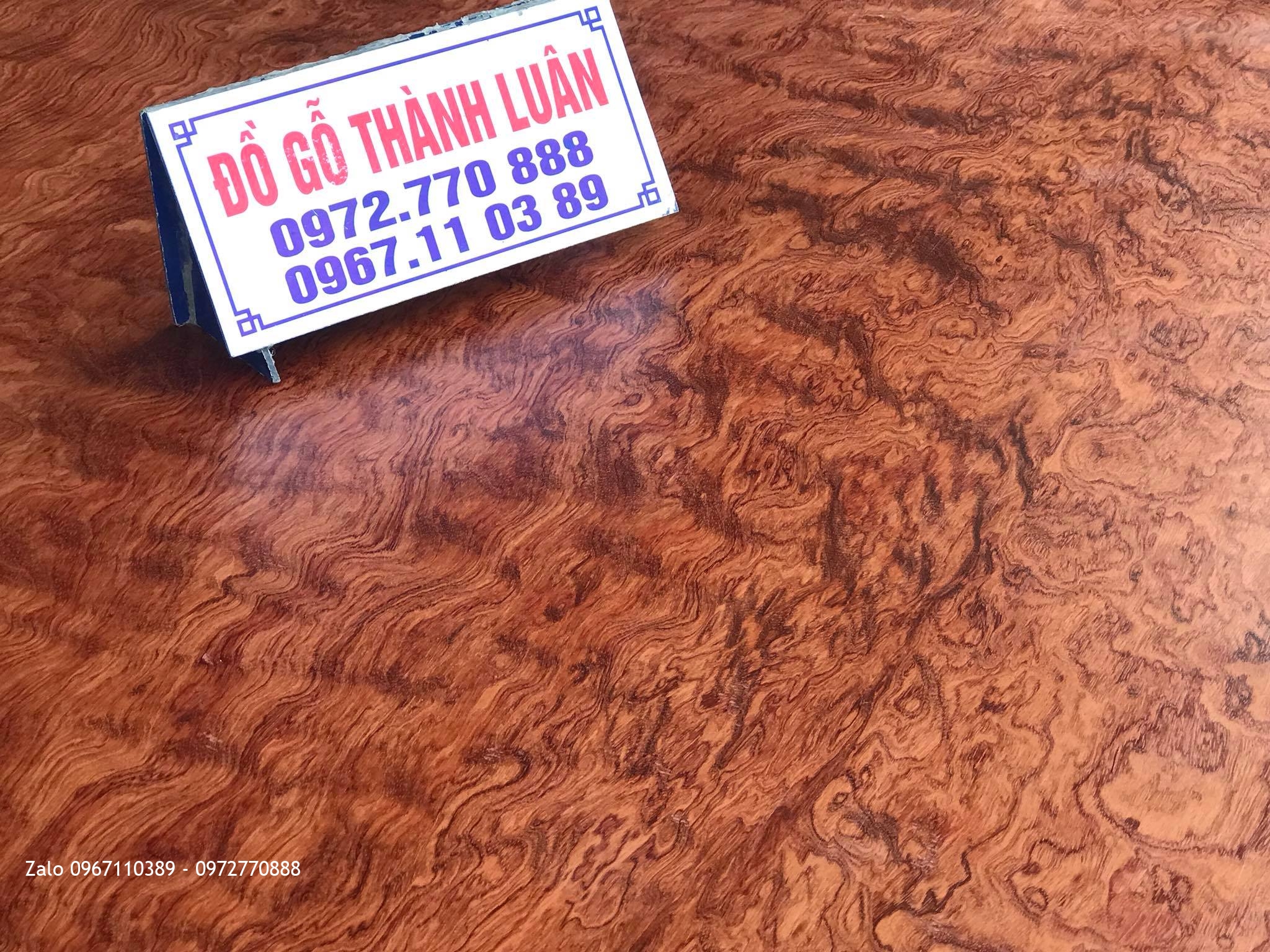 Víp Sập Cẩm Lai Mặt 1 Lá Vân Chun 3D Víp (Mã Số 11).