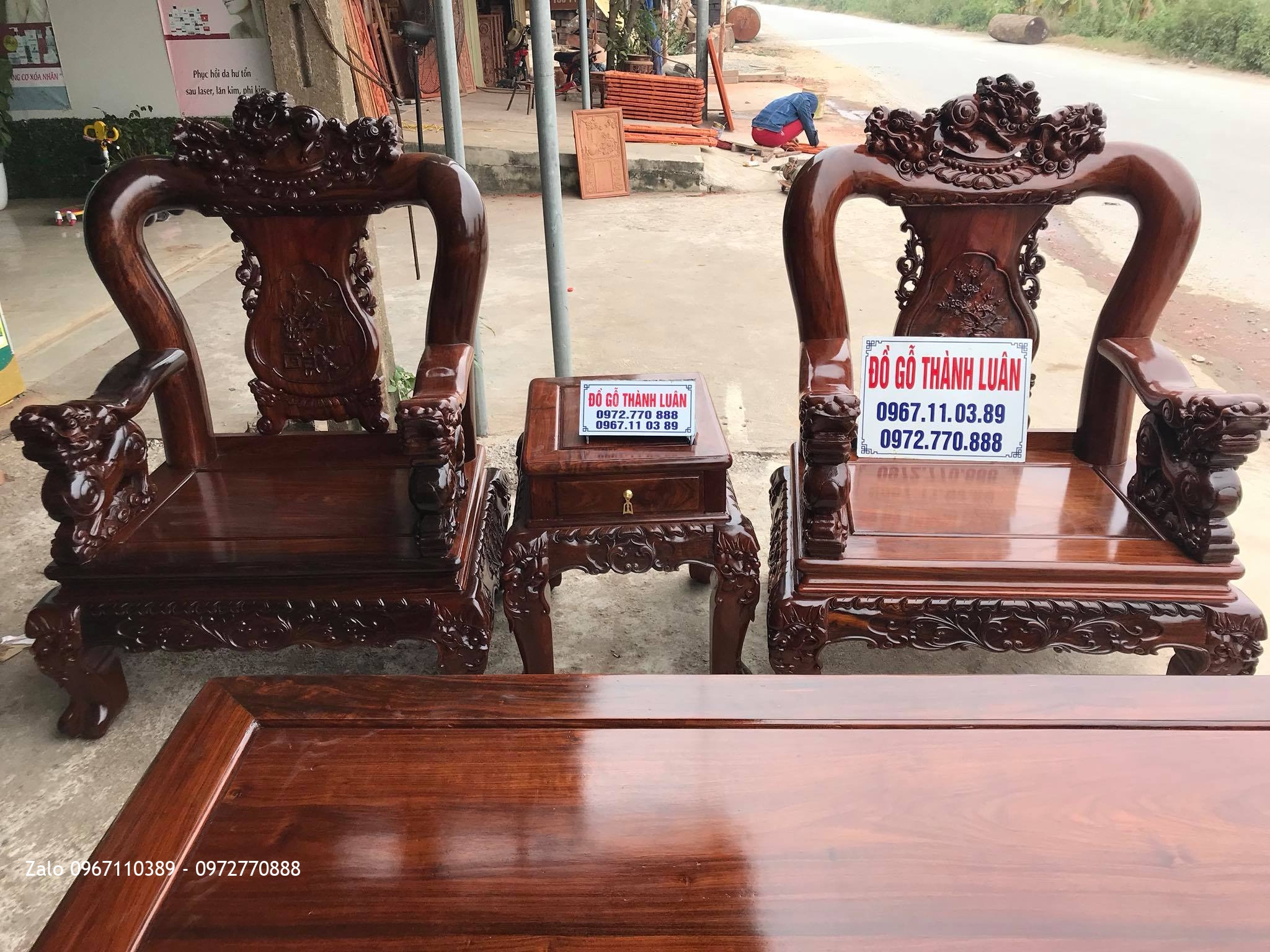 Bộ bàn ghế Minh Nghê Gỗ Cẩm Lai Lào C12,10 Món VÍP. Bác Ngọc Văn Giang Hưng Yên.