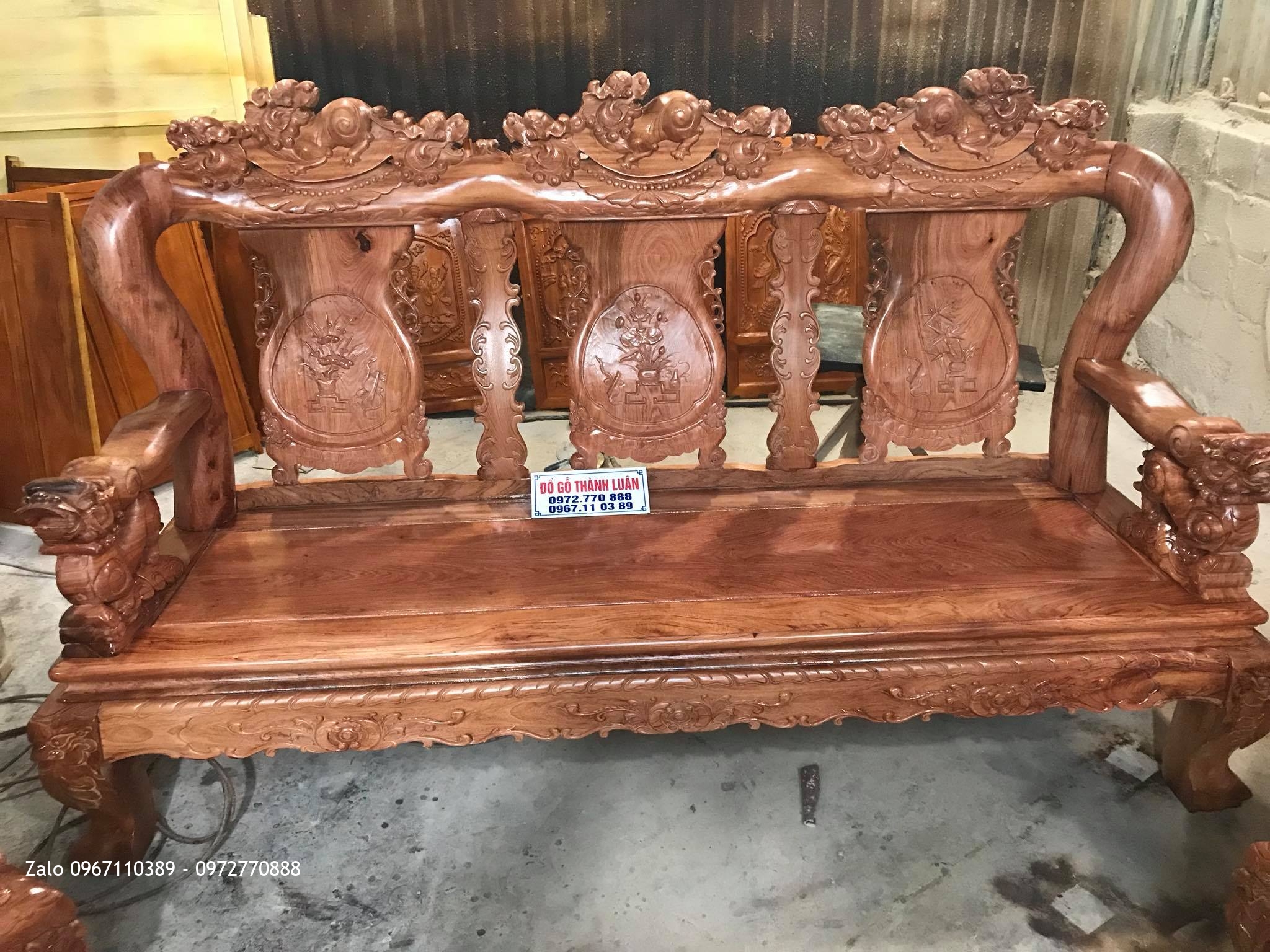 Bộ Ghế Minh Nghê Gỗ Hương Đá Nam Phi Cột 12. Khách Vĩnh Long