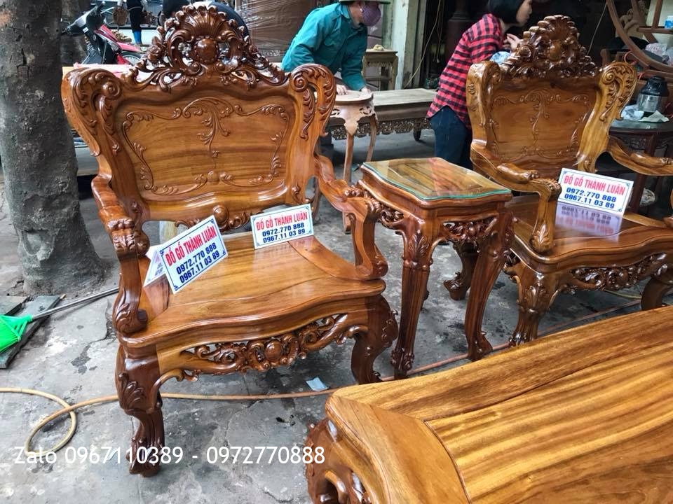 Bộ Lu-i Gỗ Gụ Ta Quảng Bình Gồm 8 Món. Khách Hải Phòng.