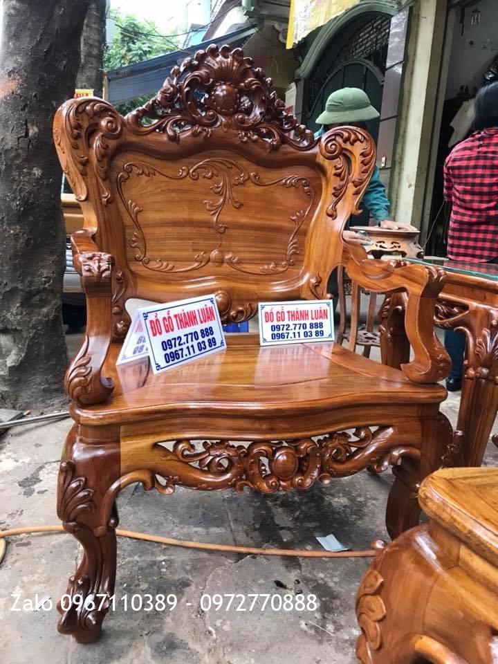 Bộ Lu-i Gỗ Gụ Ta Quảng Bình Gồm 8 Món. Khách Hải Phòng.