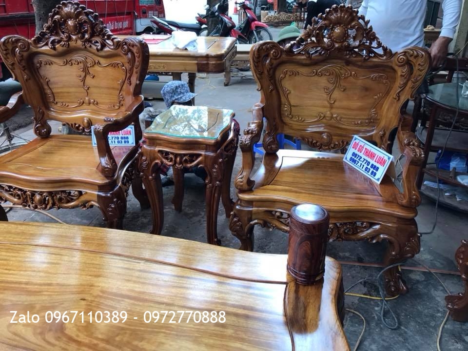 Bộ Lu-i Gỗ Gụ Ta Quảng Bình Gồm 8 Món. Khách Hải Phòng.,