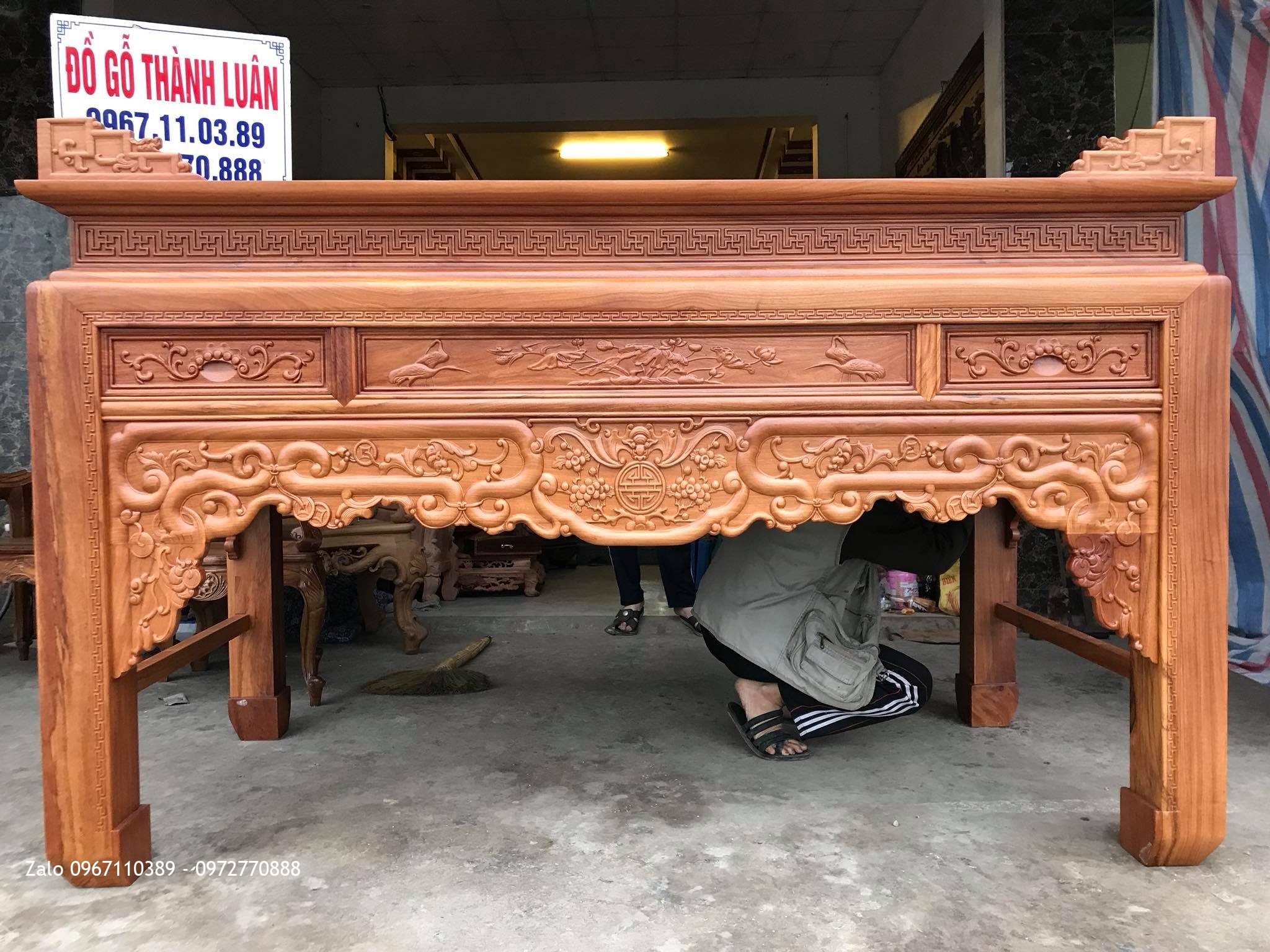 Bàn Thờ ( Án Giang) Triện Phúc Thọ Gỗ Gõ Đỏ  2m17 x 1m07 x 1m27