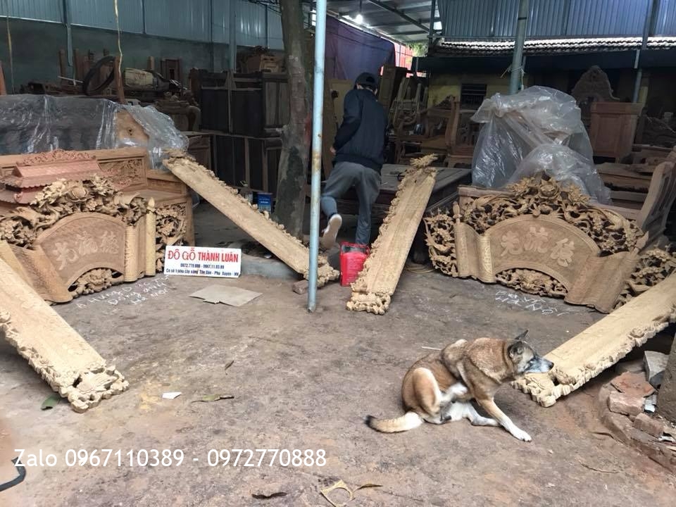 2 Bộ Cuốn Thư Câu Đối Gỗ Gụ. Khách Đông Anh Và Ba Vì Hà Nội.