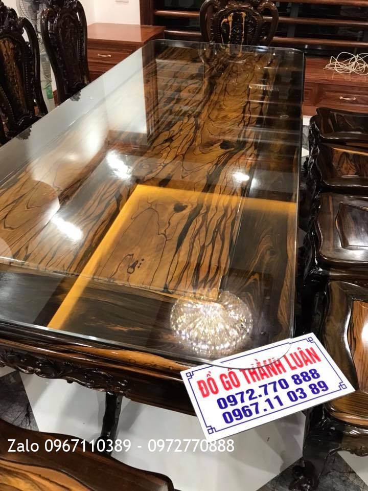 Bộ Minh Quốc Nghê Gỗ Mun Và Bộ Ghế Ăn Gỗ Mun. Chú Hùng Hải Phòng.