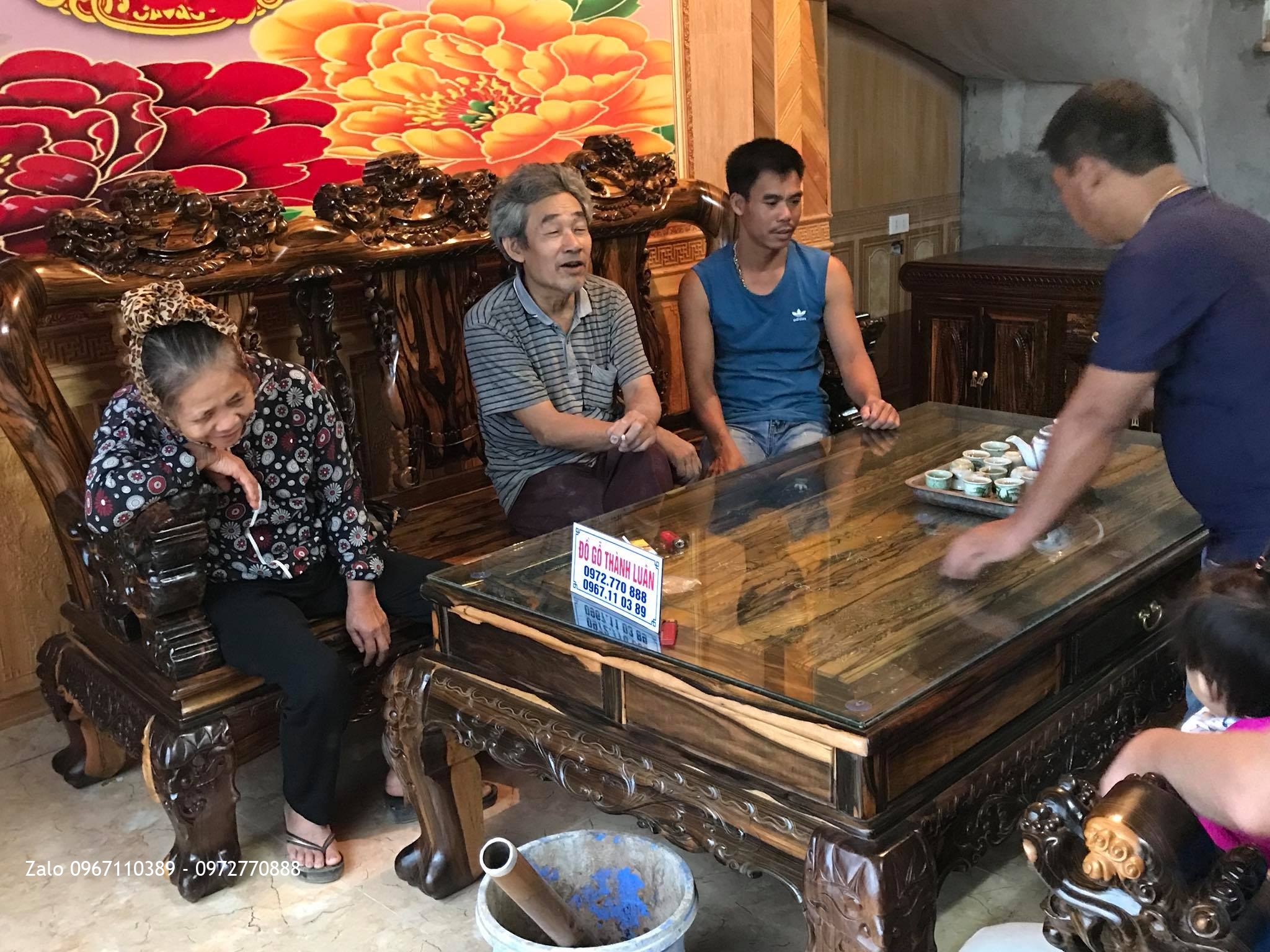 Bộ Bàn Ghế Minh Quốc Nghê Cột 13, Kệ Tivi Gỗ Mun. AC Đô Tươi Thường Tín HN,.