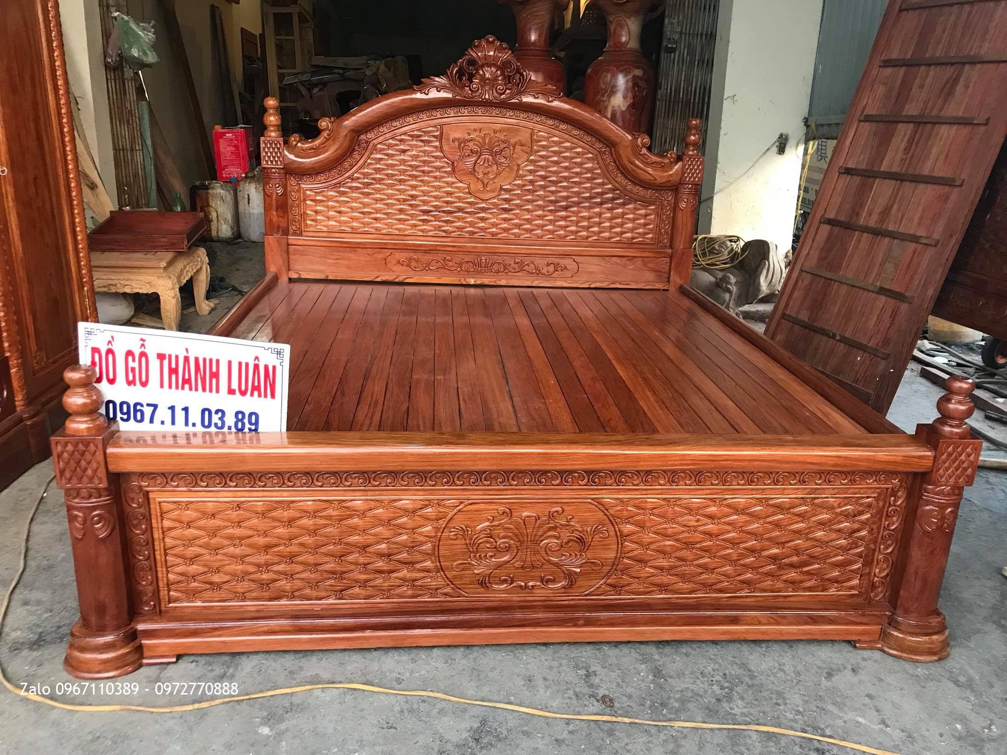 Tủ Áo, Giường Vòm Gỗ Cẩm Lai. Khách Nha Trang,.