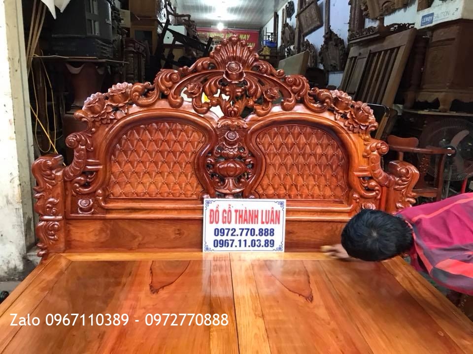 Giường Hoa Hồng Gỗ Hương Lu-i::