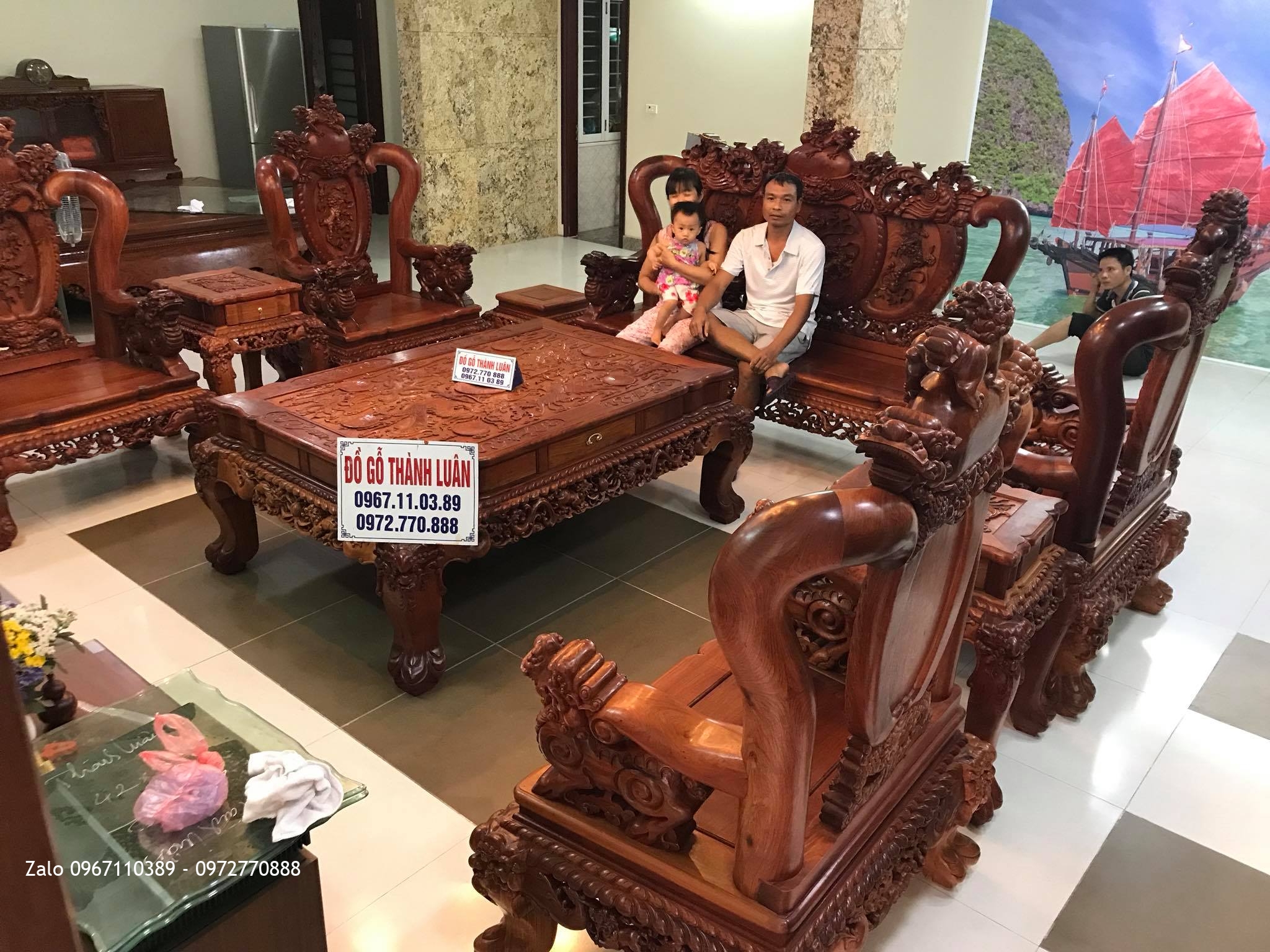 Bộ Ghế Nghê Bảo Đỉnh Gỗ Hương Đỏ Lào Khủng. A YẾN Tây Hồ HN.:.