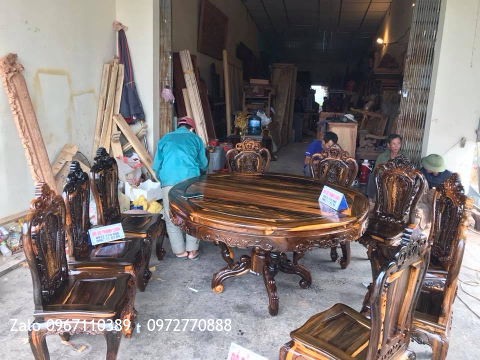 Bộ Ghế Ăn Mẫu Lu-i Gỗ Mun. Khách Nha Trang.