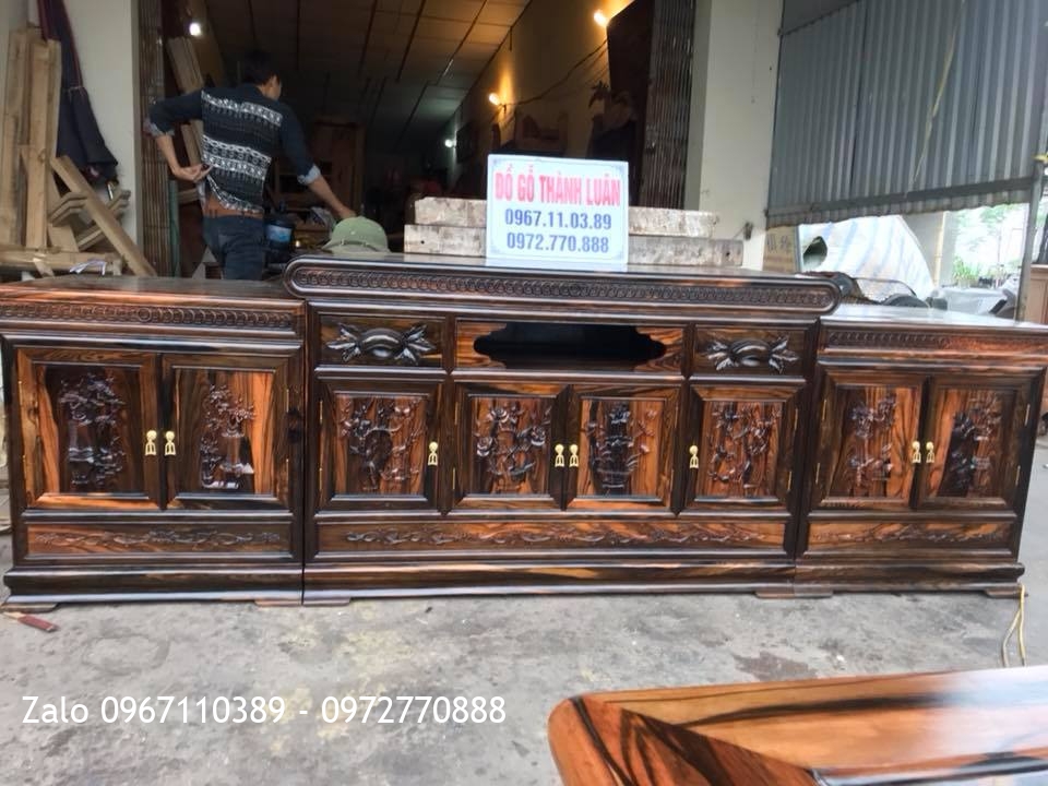 Bộ Minh Quốc Nghê Gỗ Mun Hoa, Kệ Tivi. Khách Yên Bái.:.