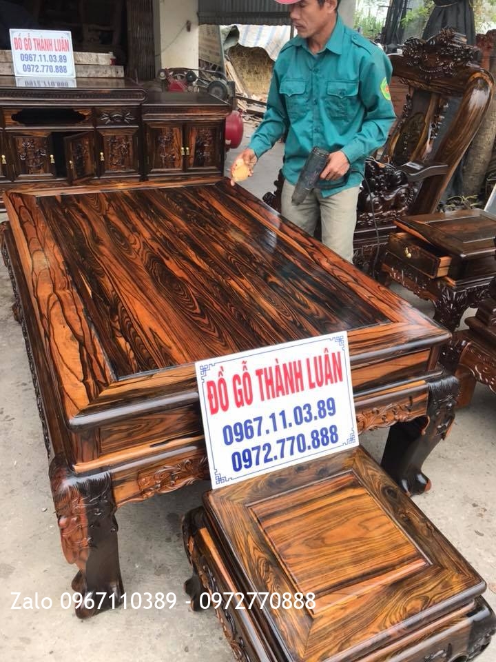 Bộ Minh Quốc Nghê Gỗ Mun Hoa, Kệ Tivi. Khách Yên Bái::