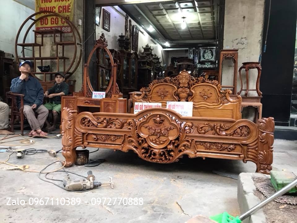 Giường Hồng Lu-i, Tủ phấn Gỗ Hương. Khách Hải Phòng.