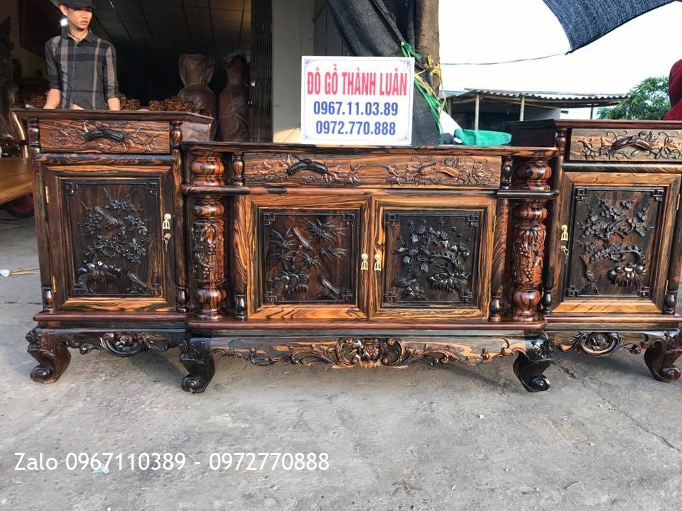 Tủ Tivi Gỗ Mun Hoa 4 Cánh Đục Tứ Quý.