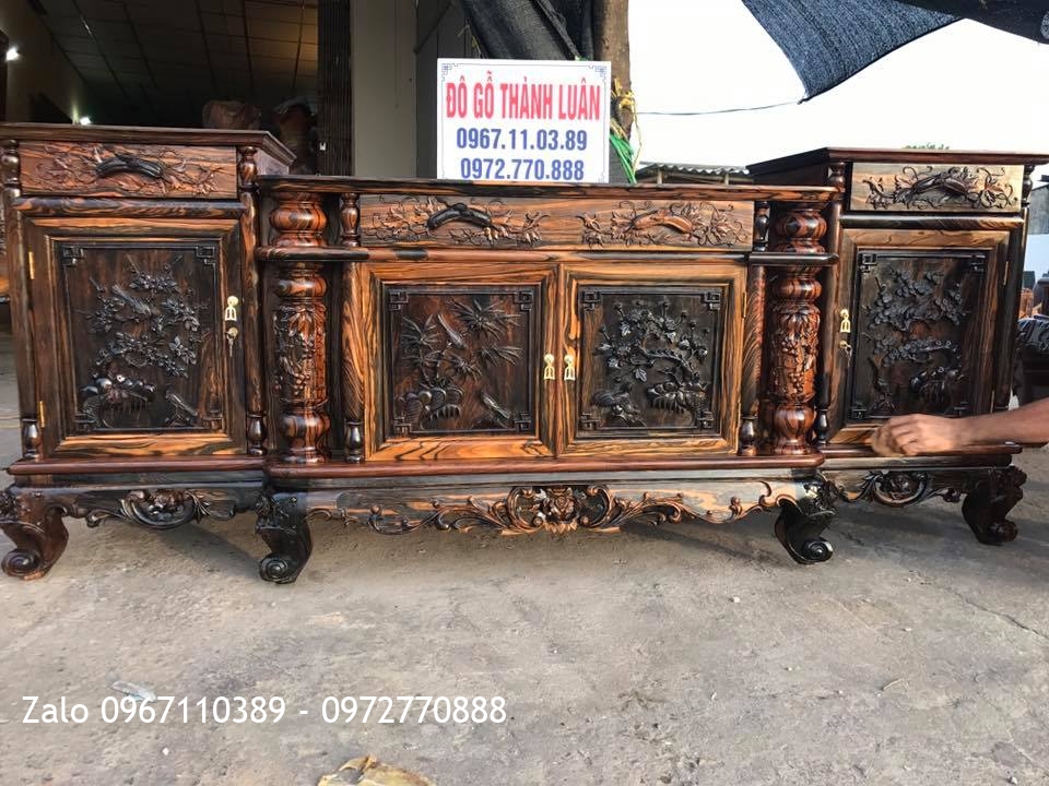 Tủ Tivi Gỗ Mun Hoa 4 Cánh Đục Tứ Quý.