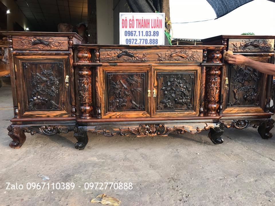 Tủ Tivi Gỗ Mun Hoa 4 Cánh Đục Tứ Quý