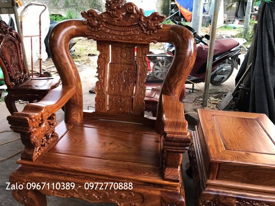 Bộ Minh Quốc Nghê Gỗ Hương Vân Cột 14. A Nghề Hưng Yên:.