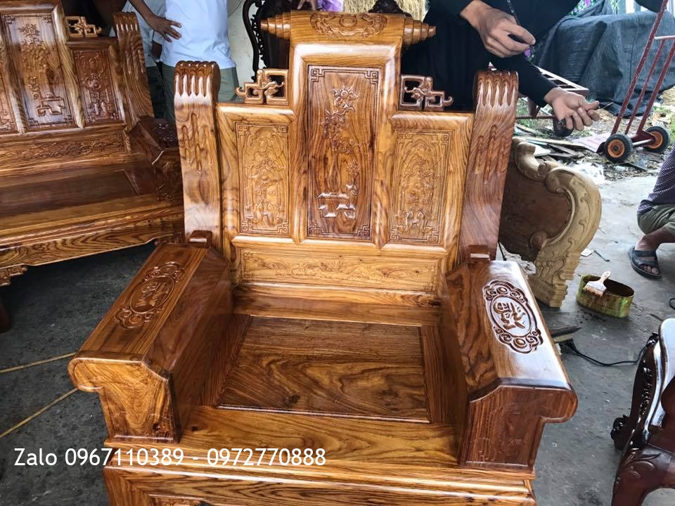 Bộ Âu Á Hộp Hương Vân Đỏ Nam Phi Gồm 6 Món. Khách Thanh Hoá.