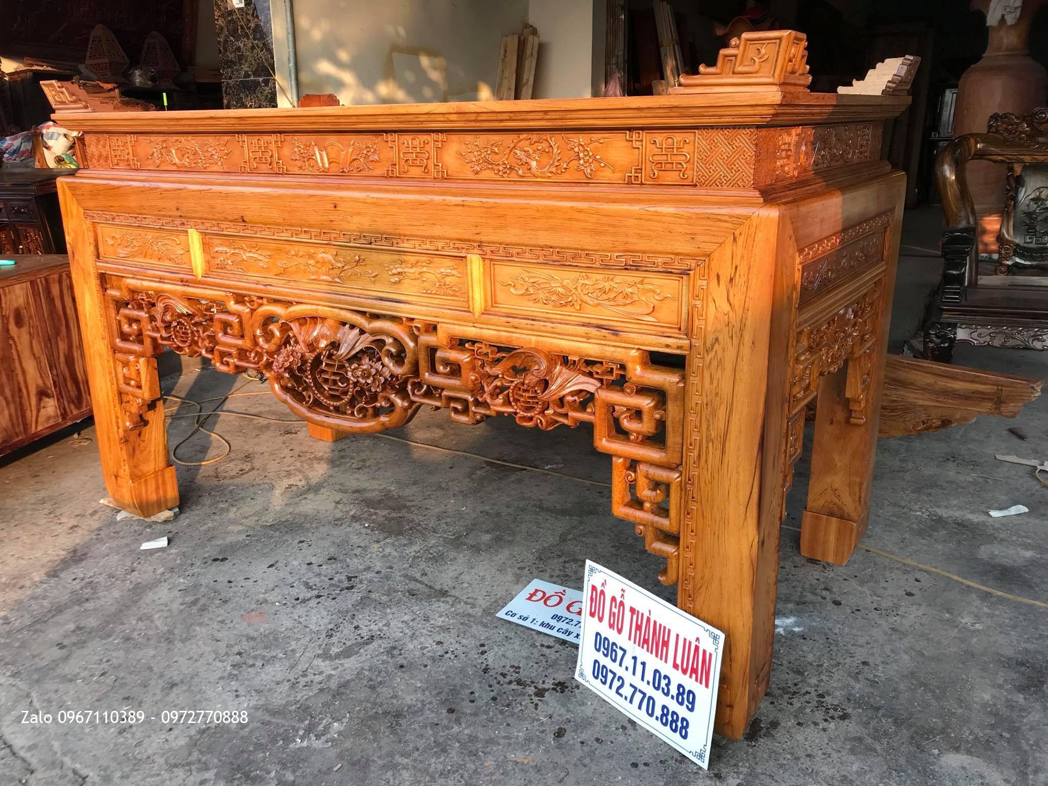 Bàn Thờ (Án Giang) Gỗ Gụ Chân 16 Víp. A Đức Lập Thạch Vĩnh Phúc.