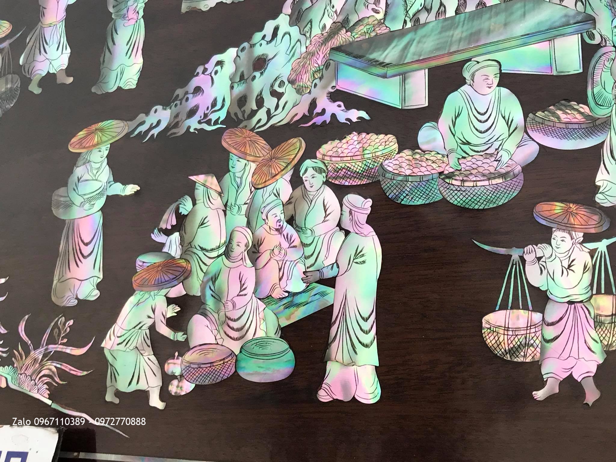 Tranh Chợ Quê Gỗ Gụ Khảm Ốc Đỏ,