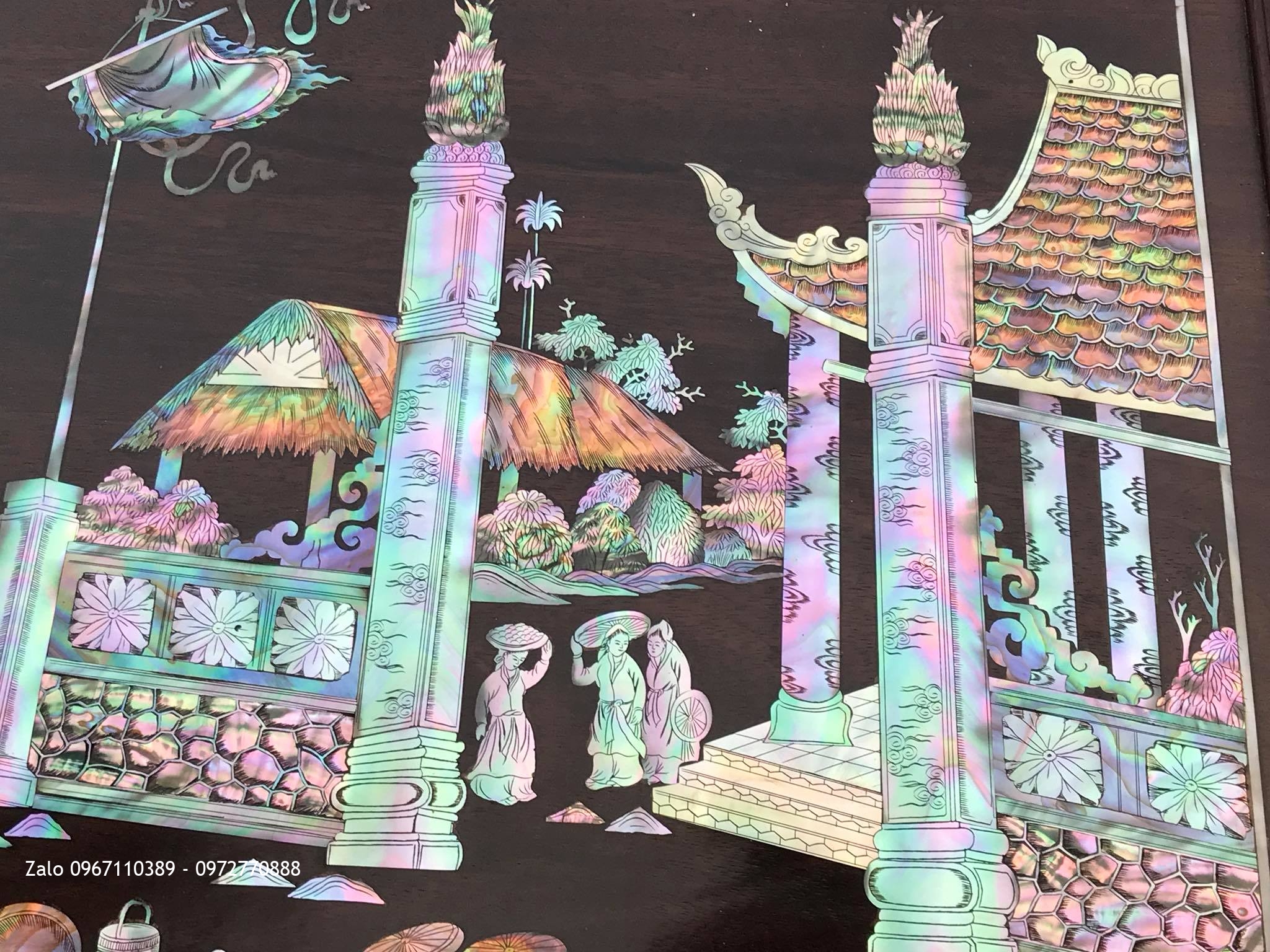 Tranh Chợ Quê Gỗ Gụ Khảm Ốc Đỏ.