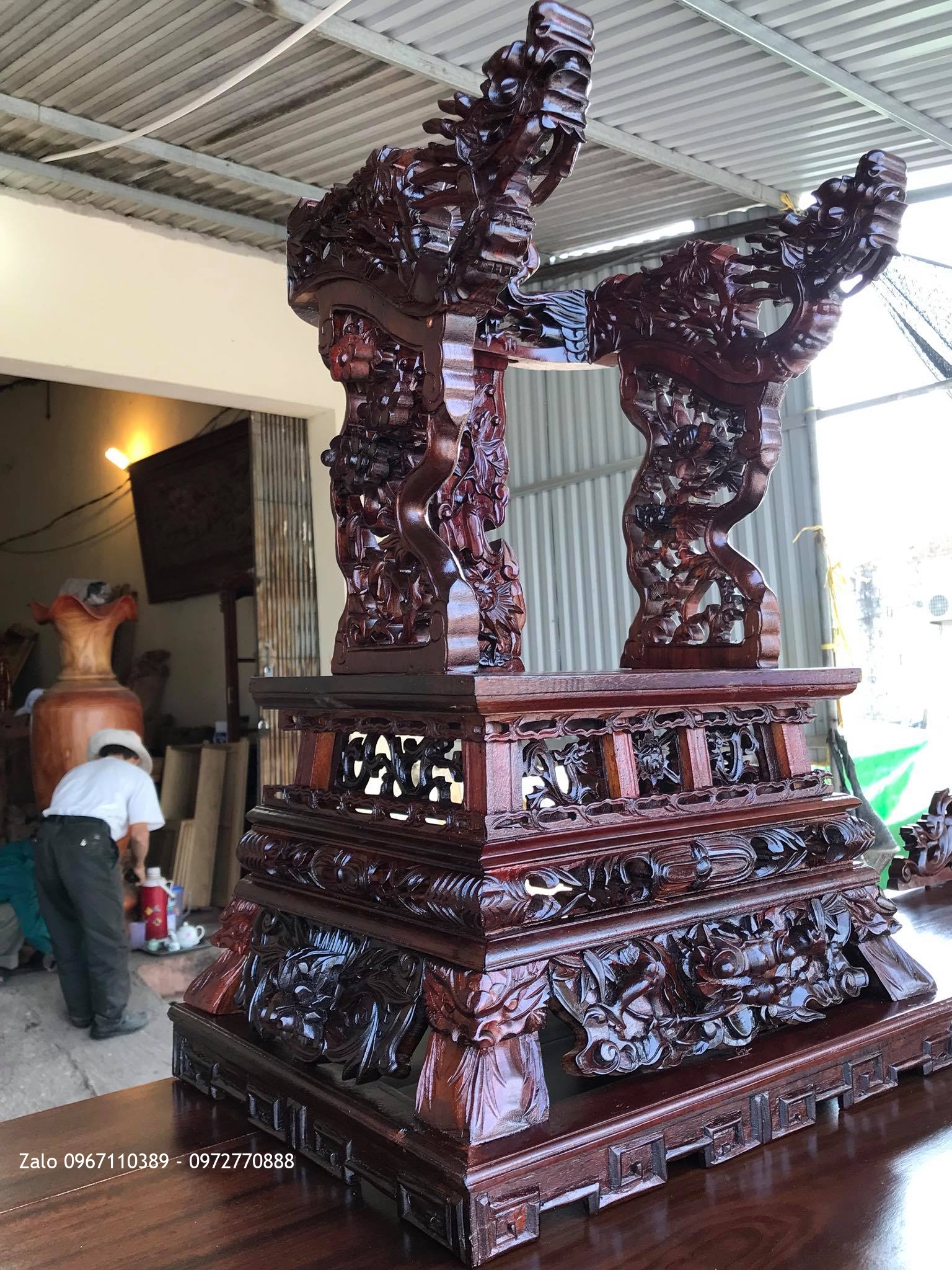 Bộ Sập Thờ Tứ Linh Nghê Trầu Siêu Khủng Gỗ Gụ. Chú Báu Hà Nam..