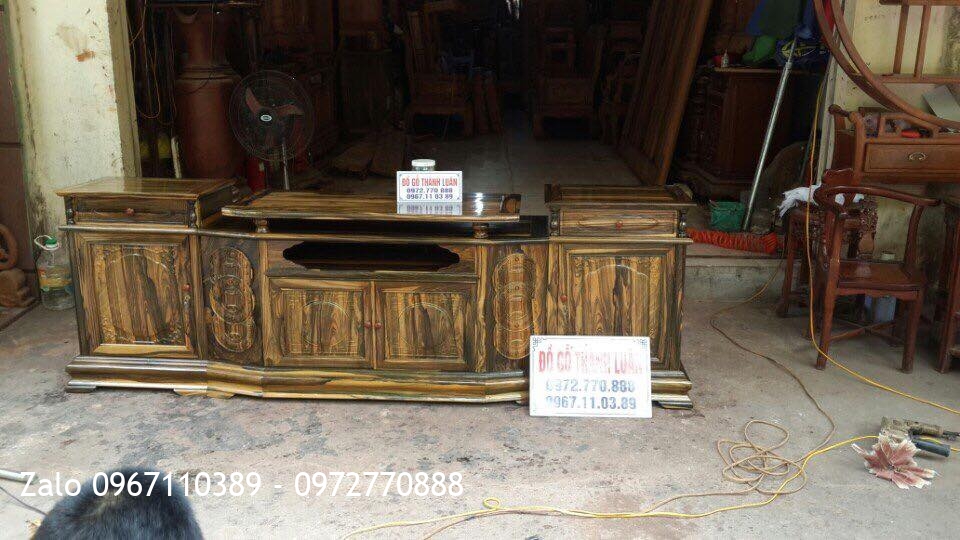 Tủ Kệ Tivi Gỗ Mun Hoa. Khách Hải Phòng.