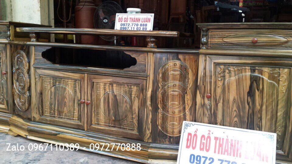 Tủ Kệ Tivi Gỗ Mun Hoa. Khách Hải Phòng: