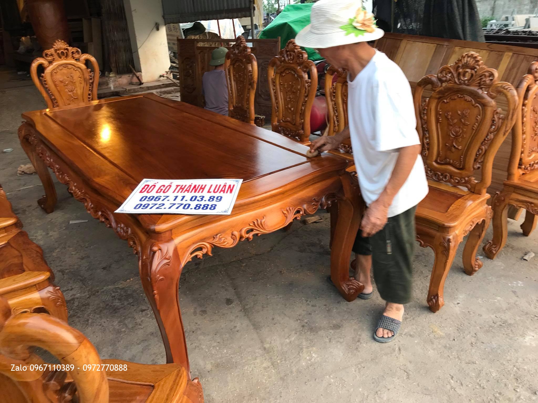 Bộ Bàn Ghế Ăn Mẫu Hoa Lan Tây Víp Gỗ Gụ VIP. A Trung Long Biên HN,,