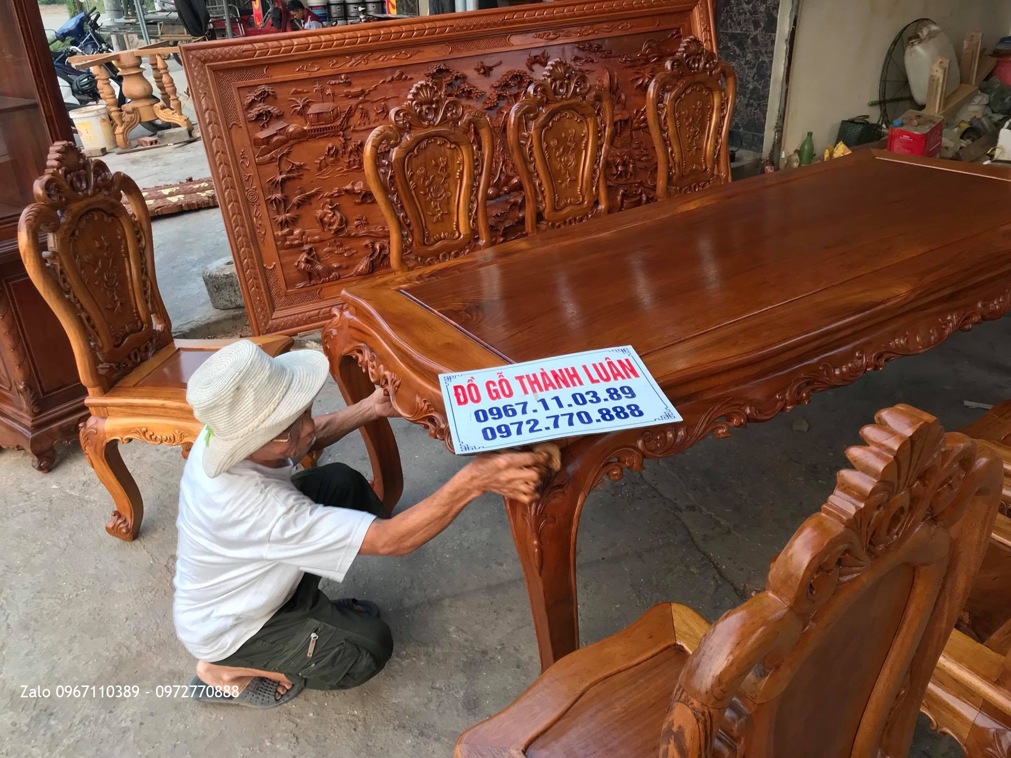 Bộ Bàn Ghế Ăn Mẫu Hoa Lan Tây Víp Gỗ Gụ VIP. A Trung Long Biên HN.: