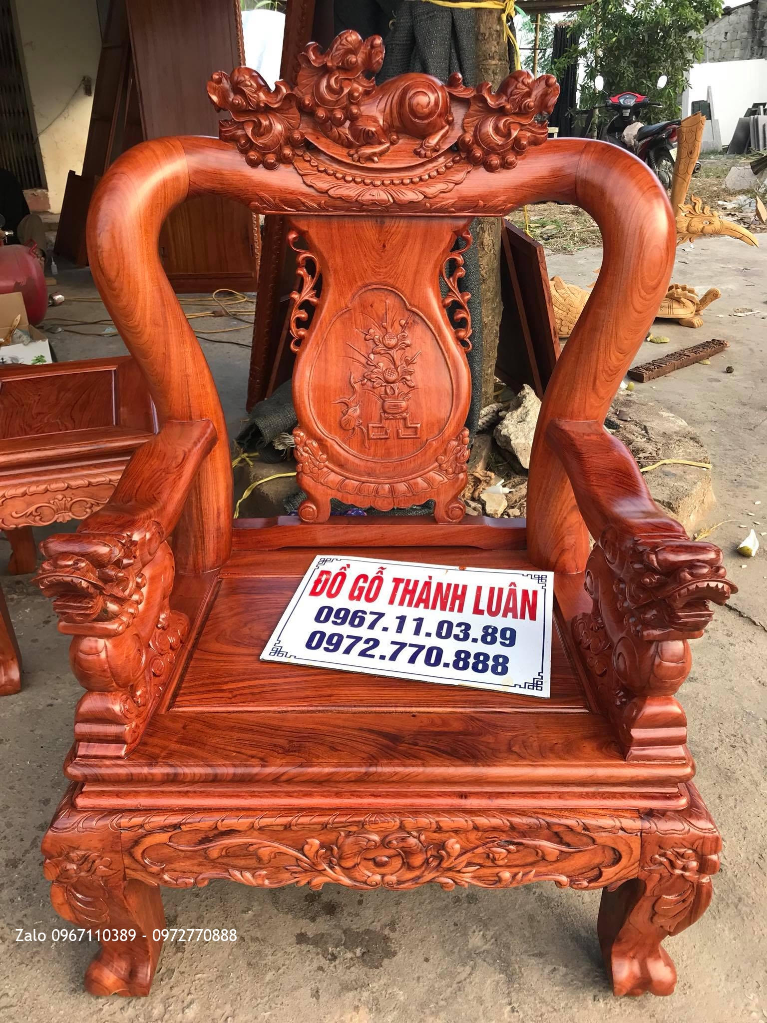 Bộ Bàn Ghế Minh Quốc Nghê Gỗ Hương Đá Nam Phi Cột 10 VÍP,.