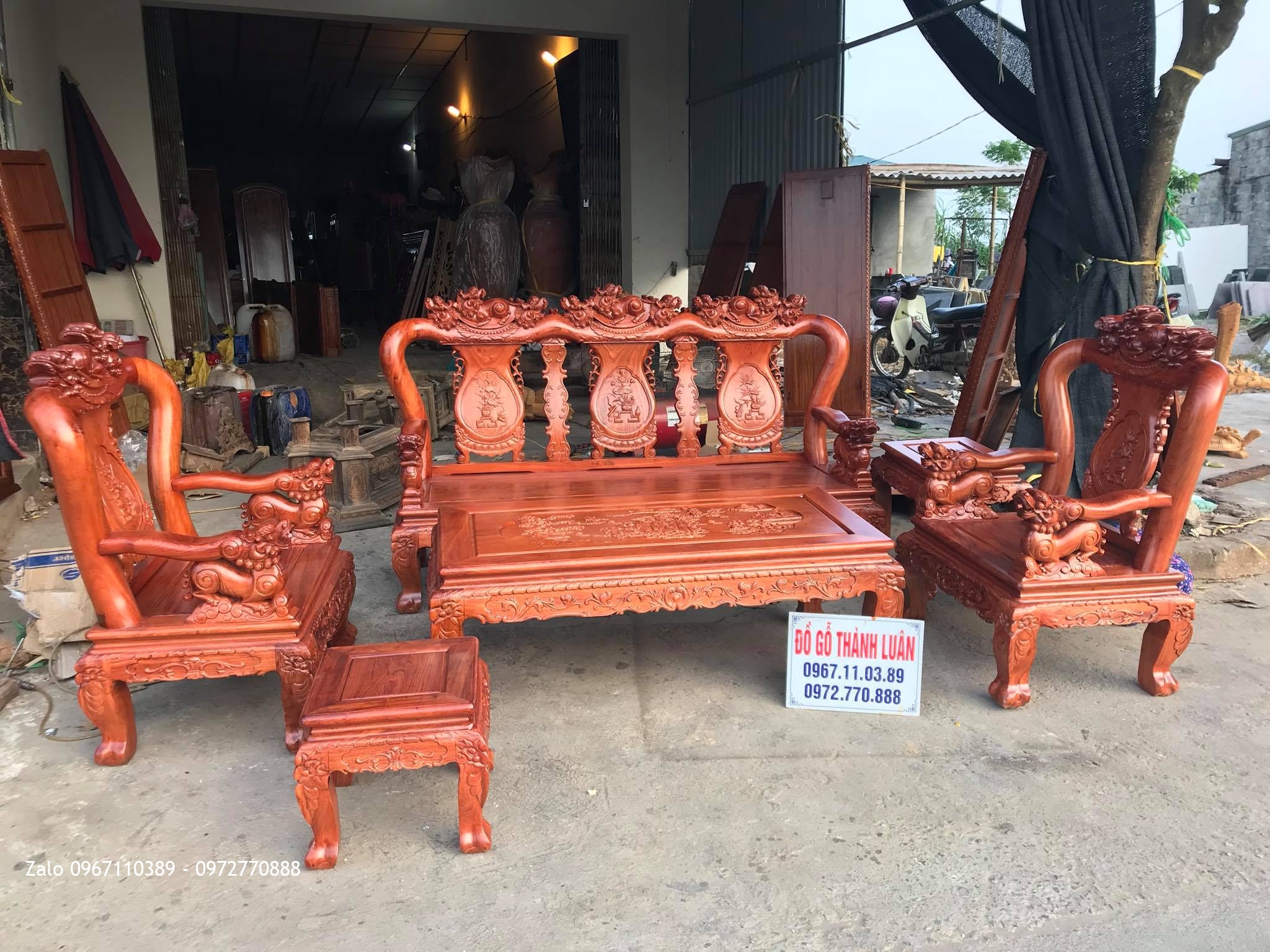 Bộ Bàn Ghế Minh Quốc Nghê Gỗ Hương Đá Nam Phi Cột 10 VÍP.