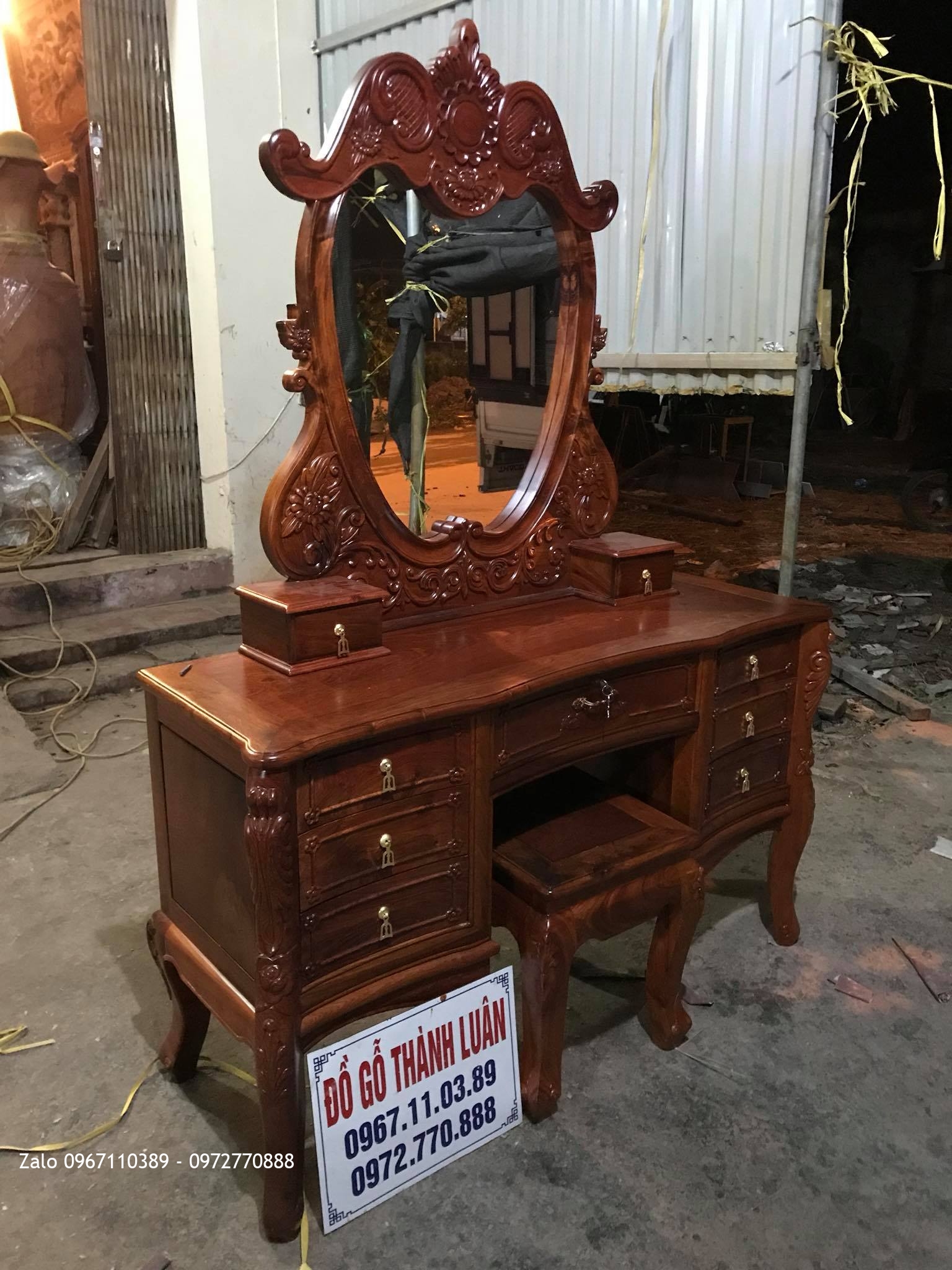 Bàn Trang Điểm Gỗ Hương Đỏ Lào VÍP. Cô Hà HN.