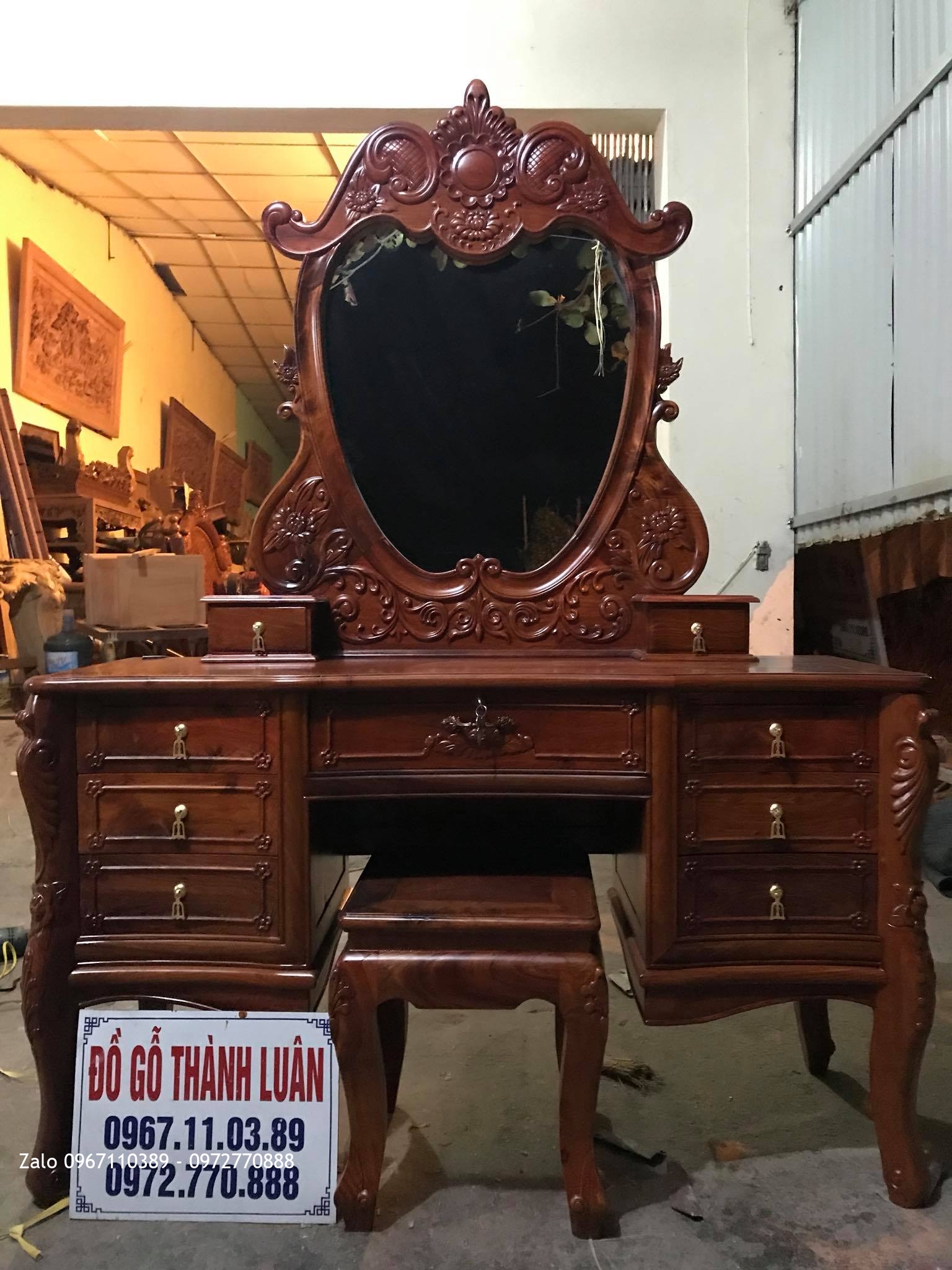 Bàn Trang Điểm Gỗ Hương Đỏ Lào VÍP. Cô Hà HN.