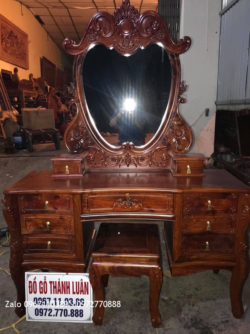 Bàn Trang Điểm Gỗ Hương Đỏ Lào VÍP. Cô Hà HN