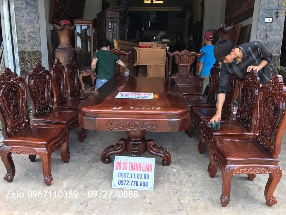 Bộ Bàn Ghế Ăn Gỗ Cẩm Lai Lào. Chị Tím Nha Trang.