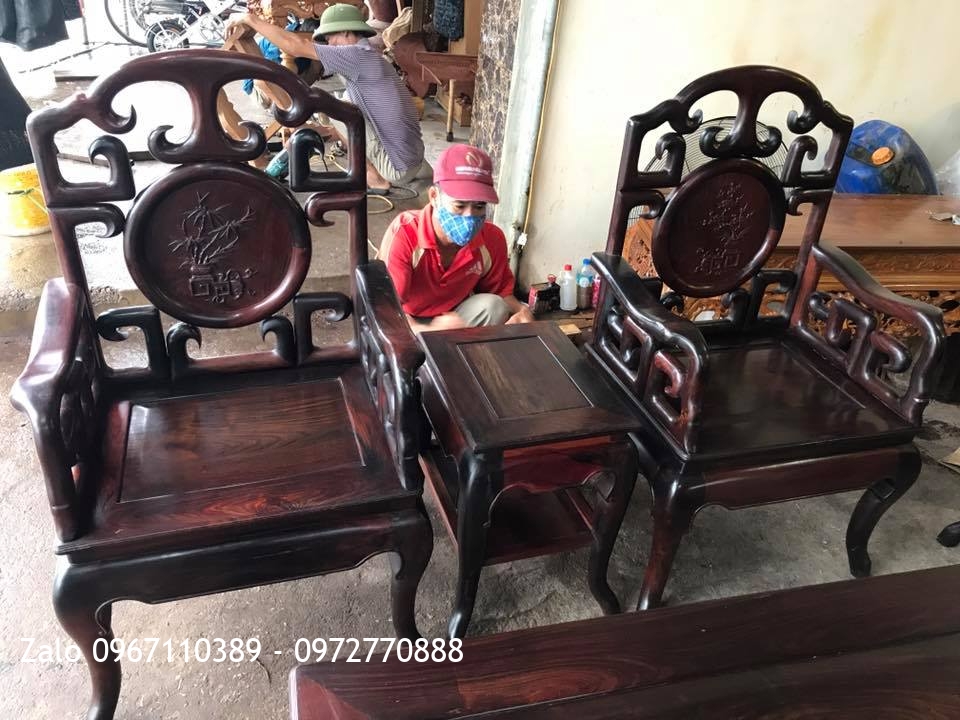 Bộ Bàn Ghế Móc Mỏ Gỗ Trắc Đỏ 8 Món. Bác Tự Đội Cấn HN-