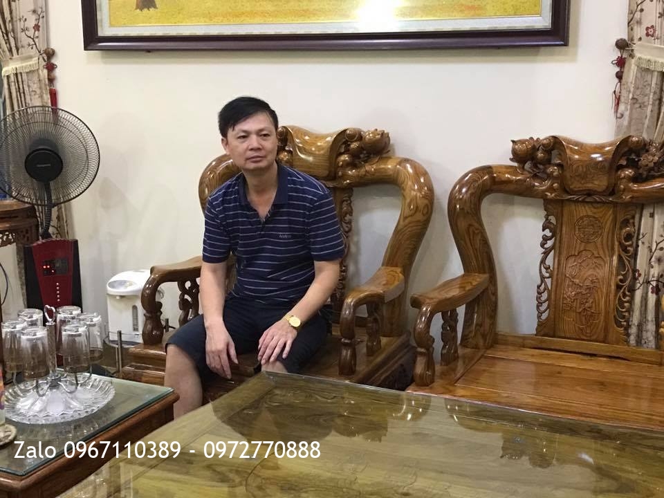 Bộ Bàn Ghế Minh Quốc Đào Cột 12. Chú Ngợi Việt Trì Phú Thọ. Bộ Bàn Ghế Minh Quốc Đào Cột 12. Chú Ngợi Việt Trì Phú Thọ.