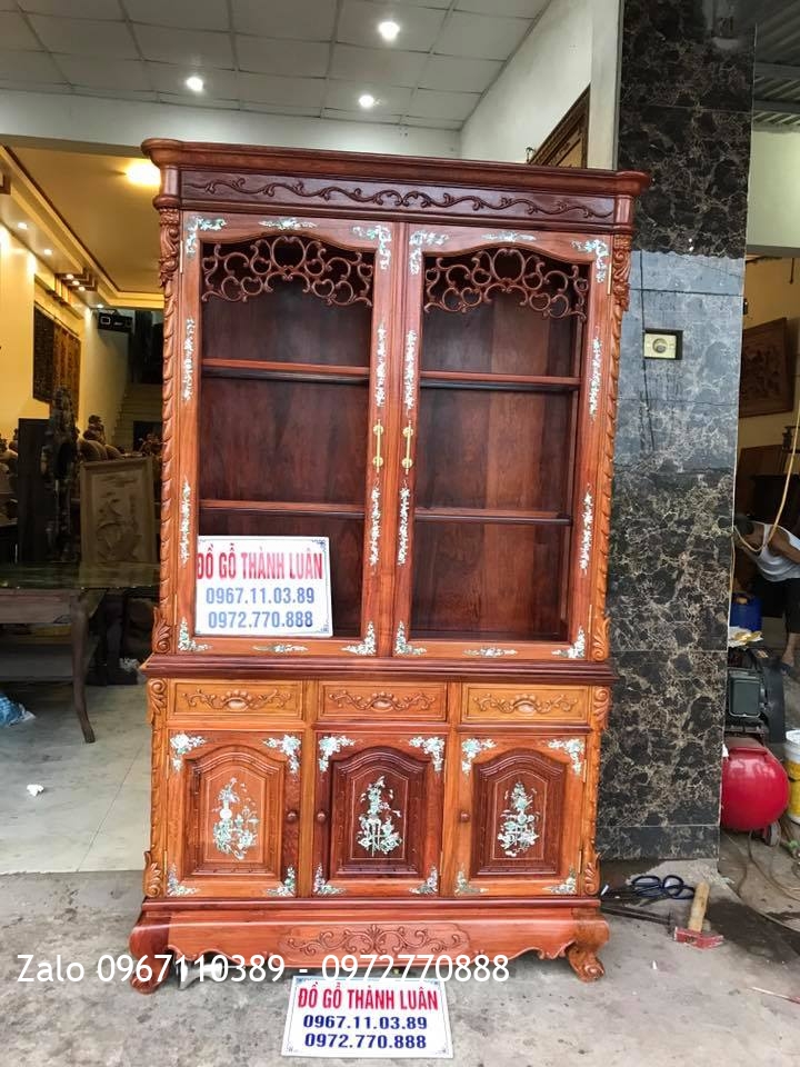 Tủ Bày Đồ Gỗ Hương Đỏ. Khách Nghệ An