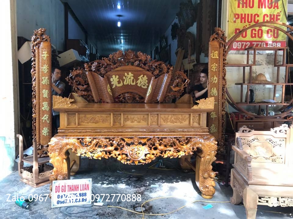 Sập Thờ, Cuốn Thư Câu Đối Mai Điểu Gỗ Gụ. Khách Đông Hưng Thái Bình:.