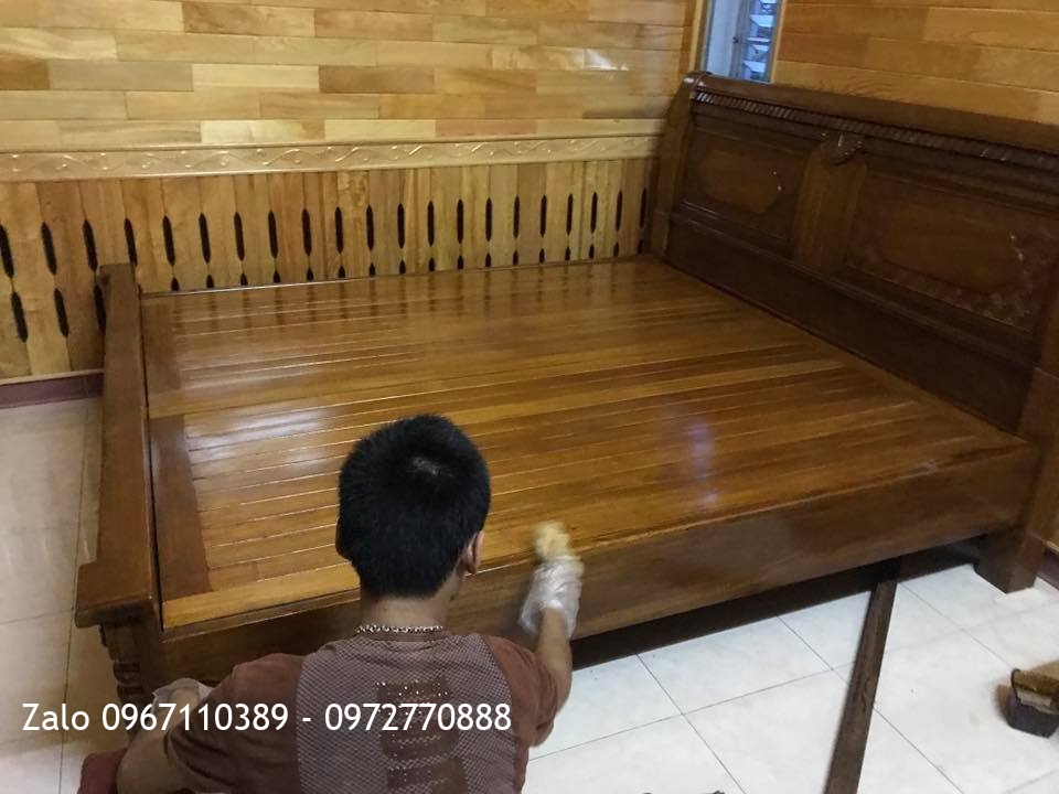 Bộ Cuốn Thư Câu Đối Gỗ Gụ. Khách Hải Dương;