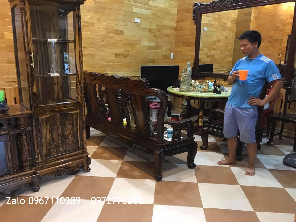 Bộ Cuốn Thư Câu Đối Gỗ Gụ. Khách Hải Dương:.