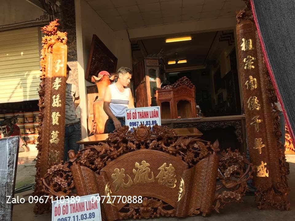 Cuốn Thư Câu Đối Gỗ Gõ Đỏ Chữ Dát Vàng 9999.